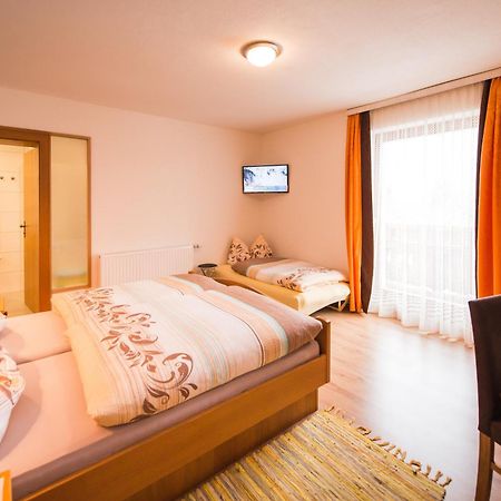 Hotel Pension Barbara Sankt Martin am Tennengebirge Szoba fotó